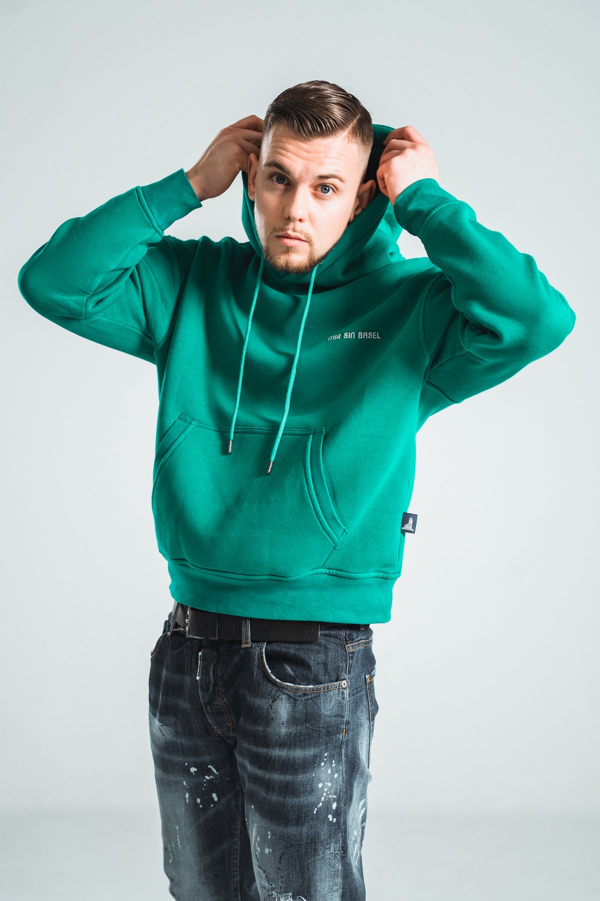 Hoodie MIR SIN BASEL – Grün – 100% Baumwolle – Unisex